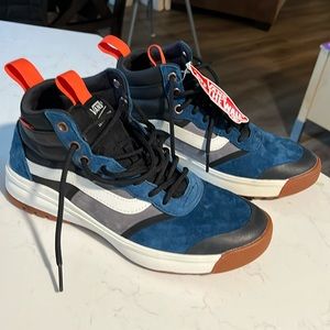 Vans ultra range HI DL MTE woman’s 8 men’s 6.5